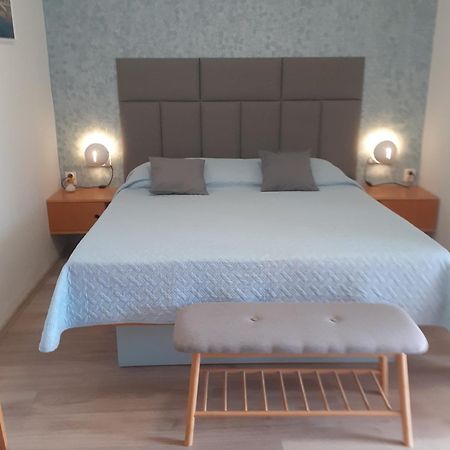 Guesthouse Apartment Bozica Bol Exterior foto